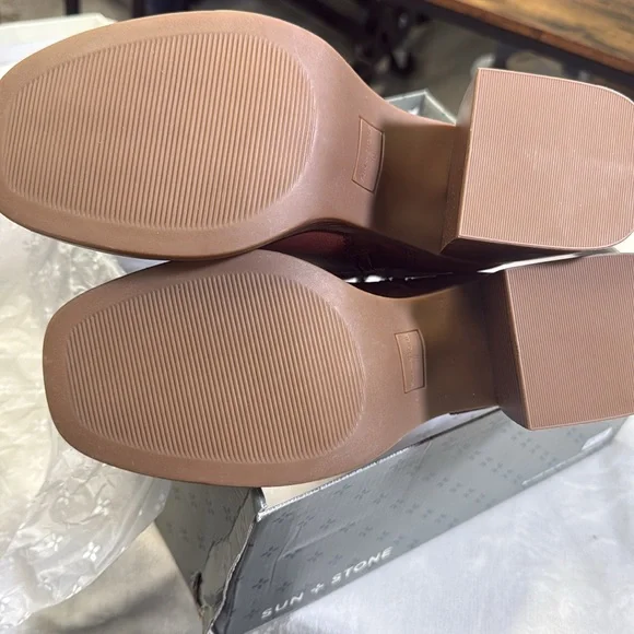 Sun + Stone Women's Aleenn Dress Booties- Size 10M - Picture 6 of 6